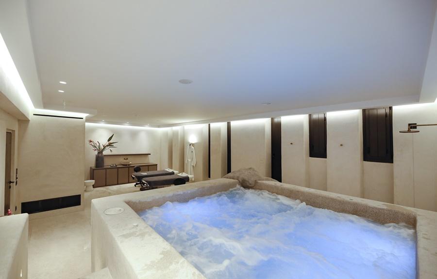 Aeonic Suites & Spa - Only Adults Ornos  Bagian luar foto